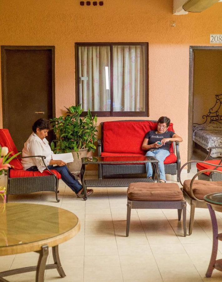 Hotel Los Reyes *
